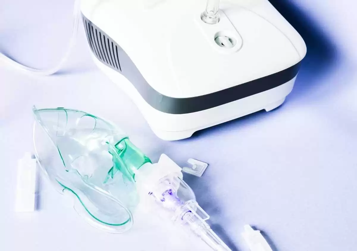 Adult Nebulizer Usage Method