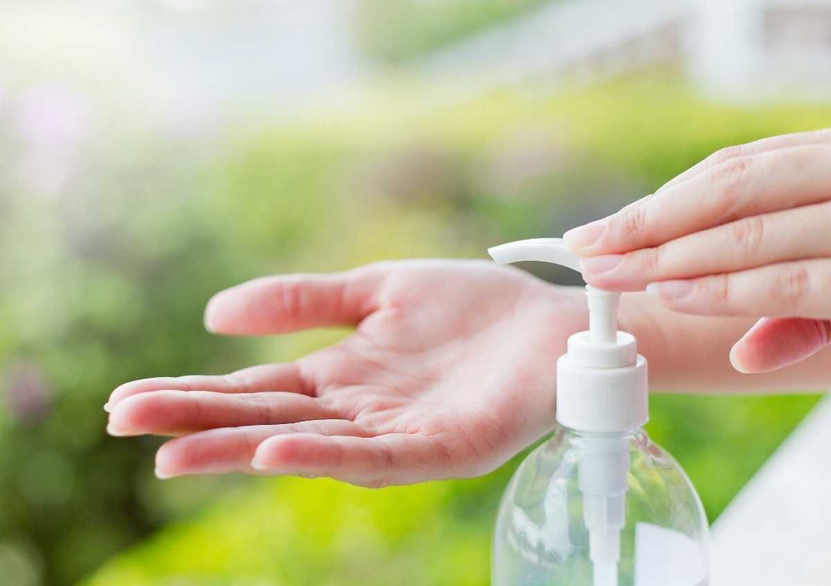 Excessive use of disinfectants invites eczema on the hands